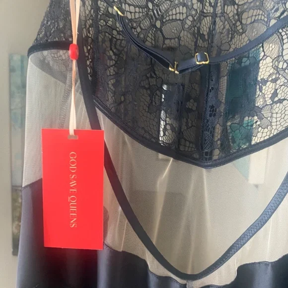 Mademoiselle Dress - Picture 8 of 9